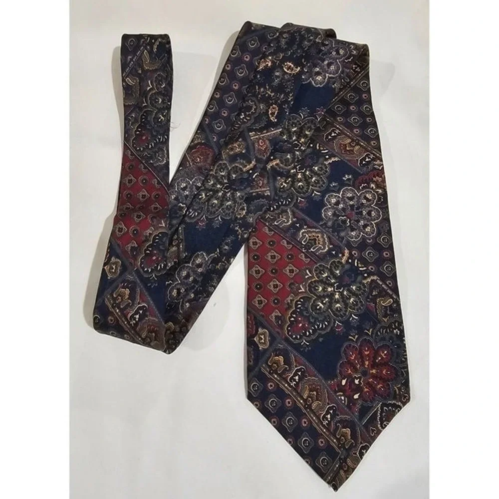 Van Huesen 417 Silk Ties - Lot of 3, Men's Neckties, Neckties